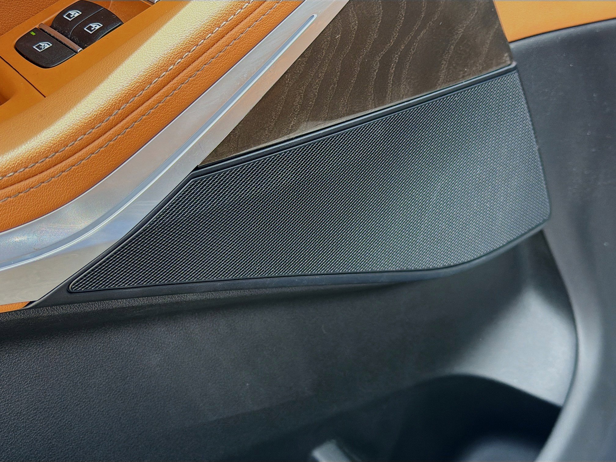 Used 2023 BMW X5 xDrive40i w/ Executive Package image 24