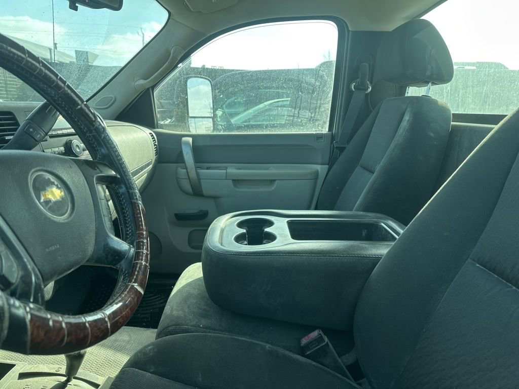 Used 2012 Chevrolet Silverado 2500 W/T w/ Snow Plow Prep Package image 24