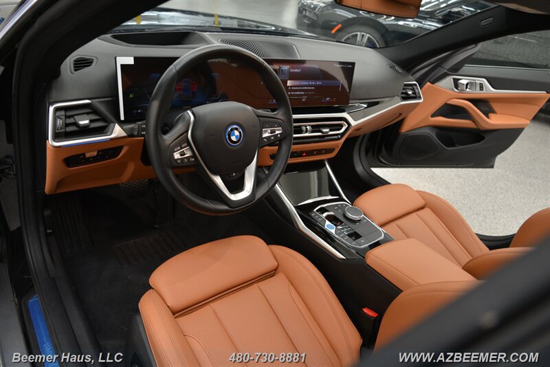 Used 2023 BMW i4 eDrive35 w/ Premium Package RWD image 14