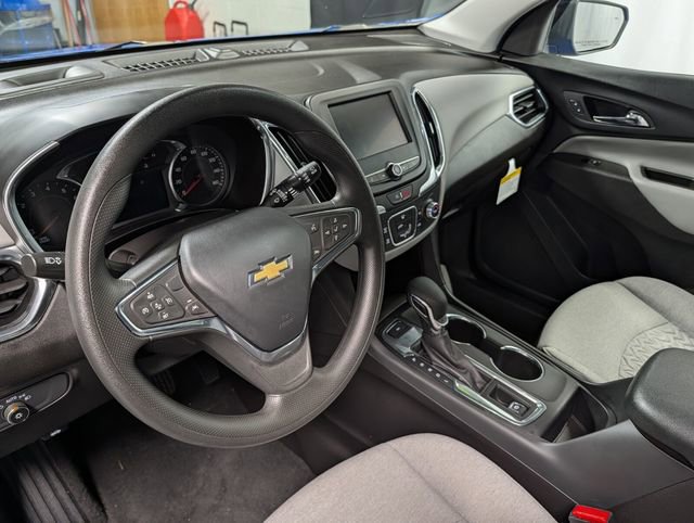 Used 2024 Chevrolet Equinox LS w/ LS Convenience Package image 17