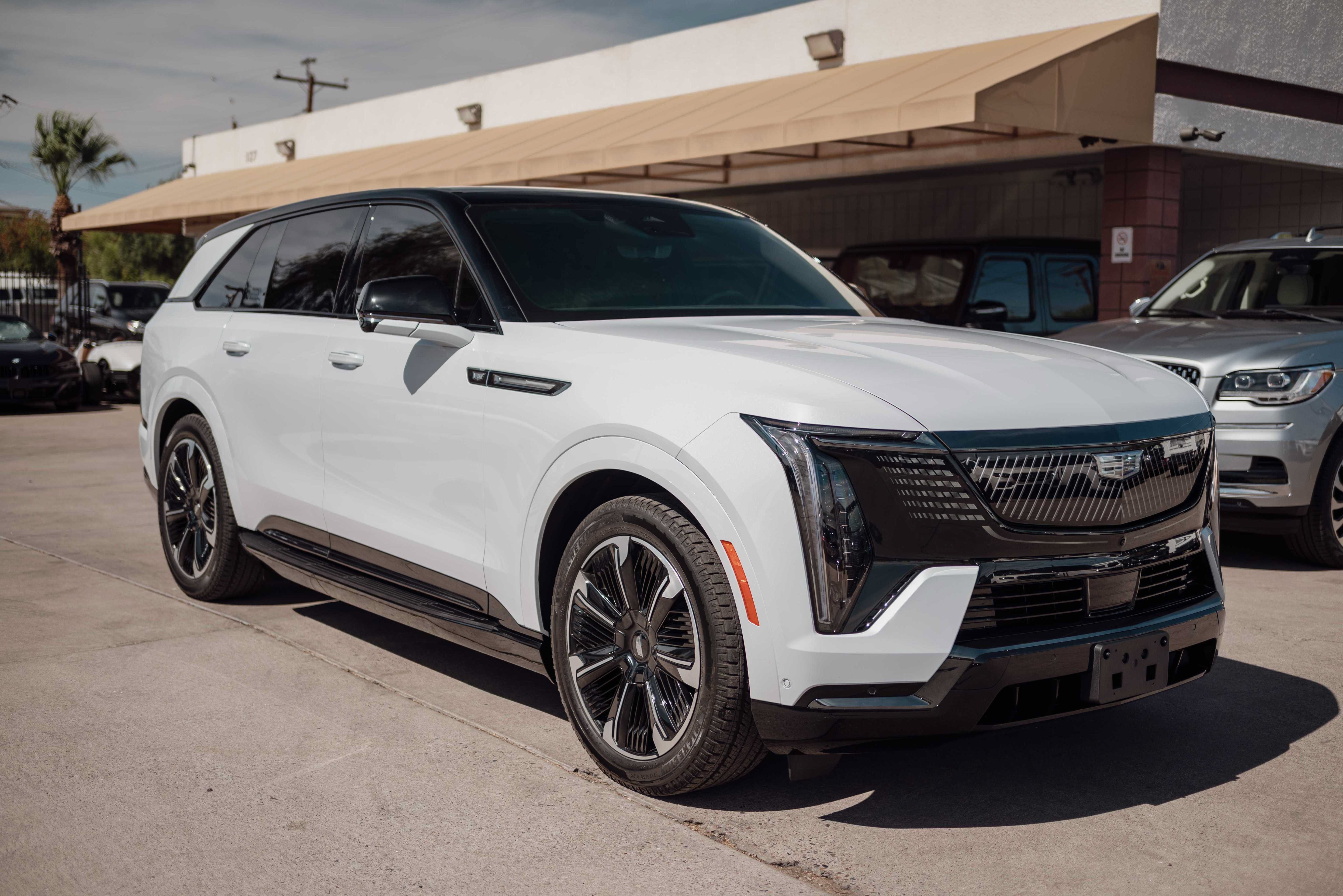 Used 2026 Cadillac Escalade IQ Sport 1 AWD/4WD image 3