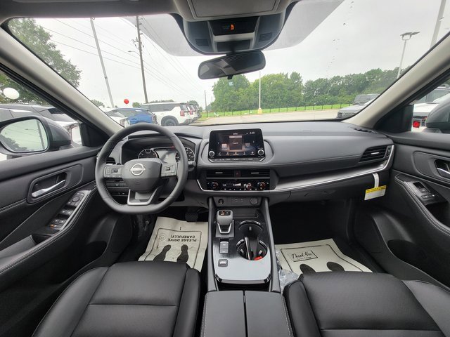 New 2026 Nissan Rogue SV w/ SV Premium Package image 17