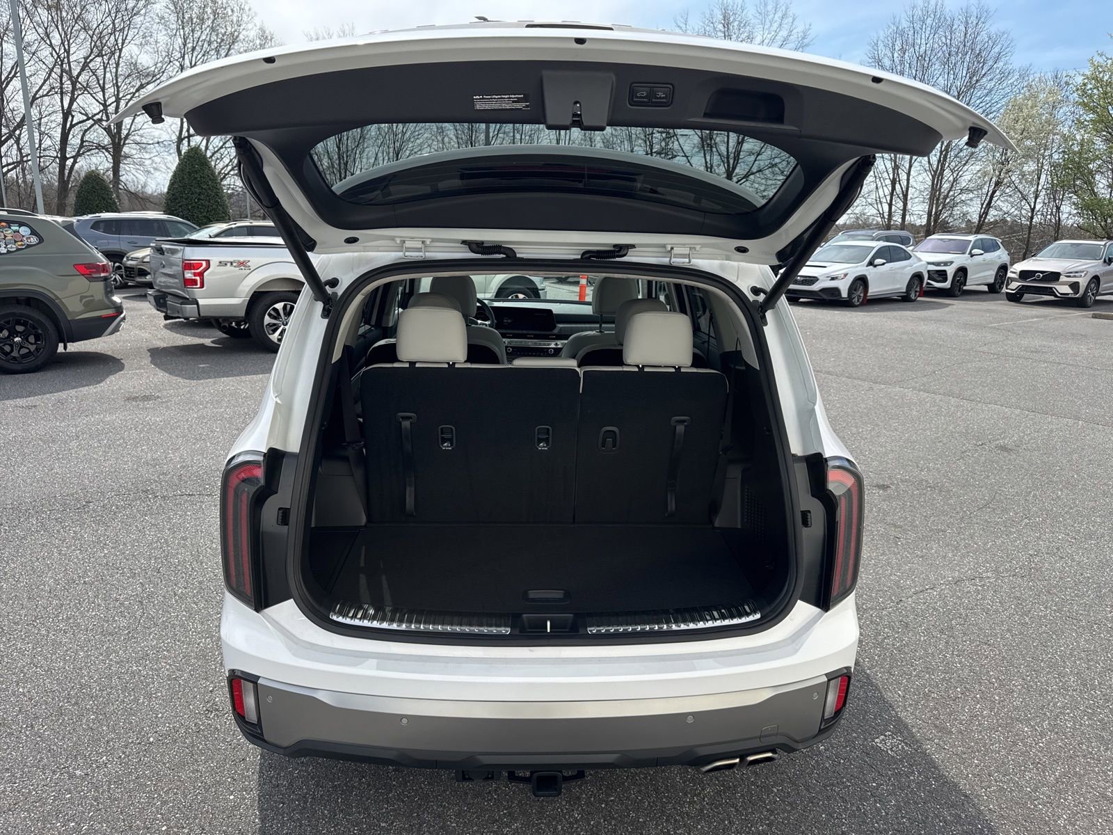 Used 2025 Kia Telluride SX Prestige image 10