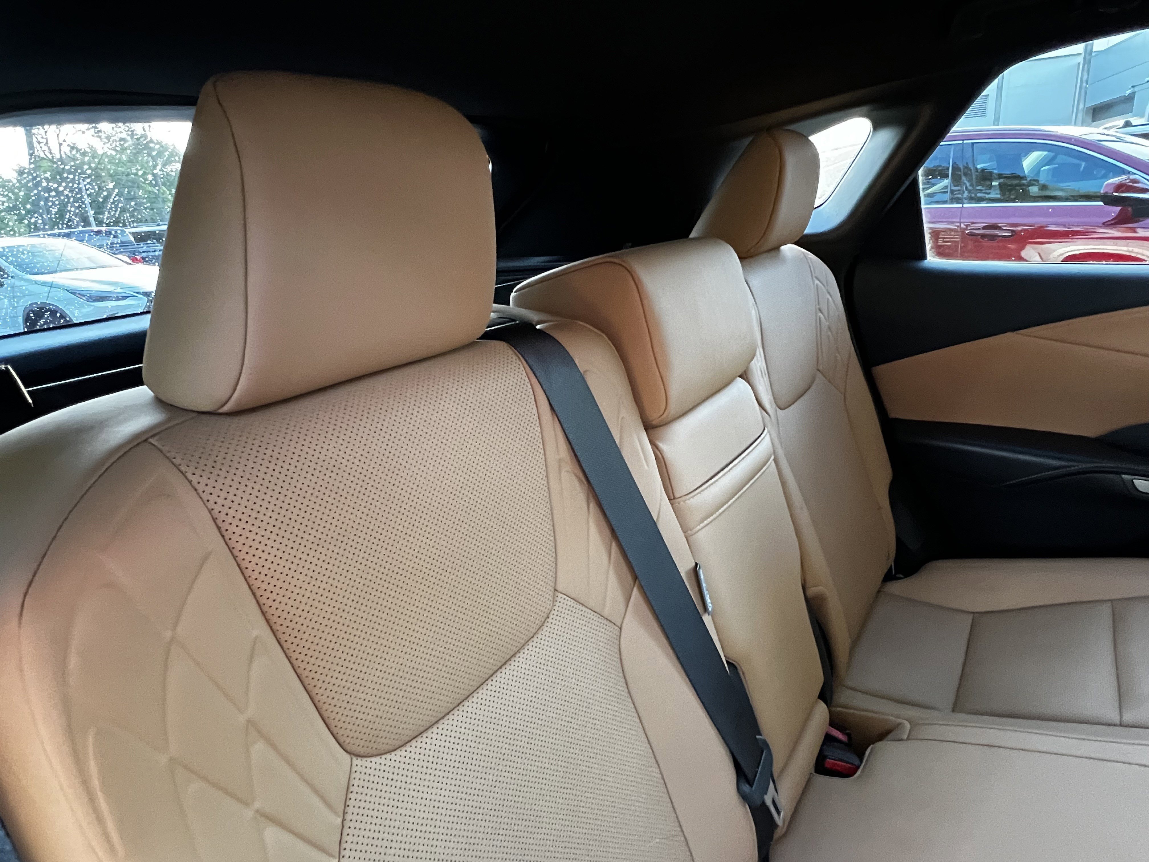 Used 2024 Lexus RX 350 Premium w/ Accessory Package (Z1) FWD image 40