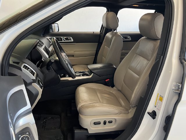 Used 2013 Ford Explorer XLT FWD image 27