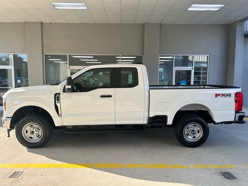 New 2026 Ford F250 XL image 4