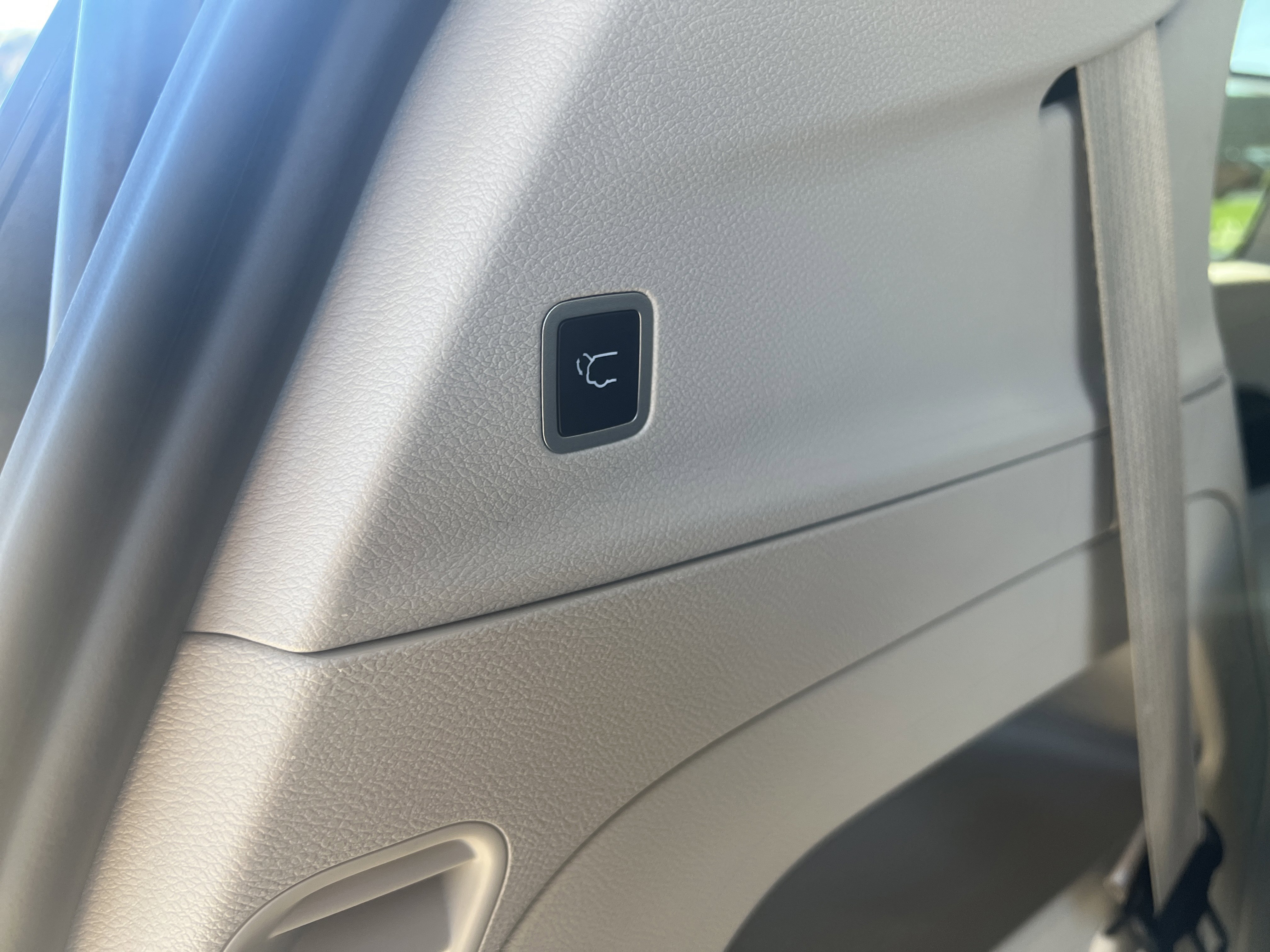 Used 2024 Chrysler Pacifica Touring-L image 20