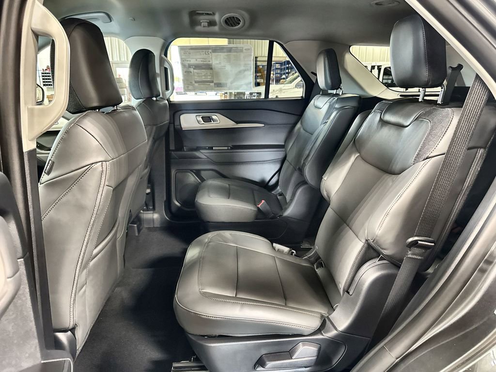 New 2026 Ford Explorer Active w/ Active Comfort Package AWD/4WD image 25