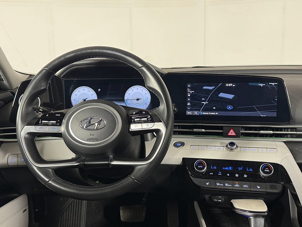 Used 2023 Hyundai Elantra Limited w/ Cargo Package FWD image 33