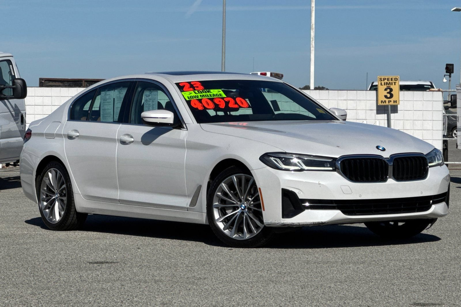 Used 2023 BMW 530i w/ Convenience Package RWD image 2