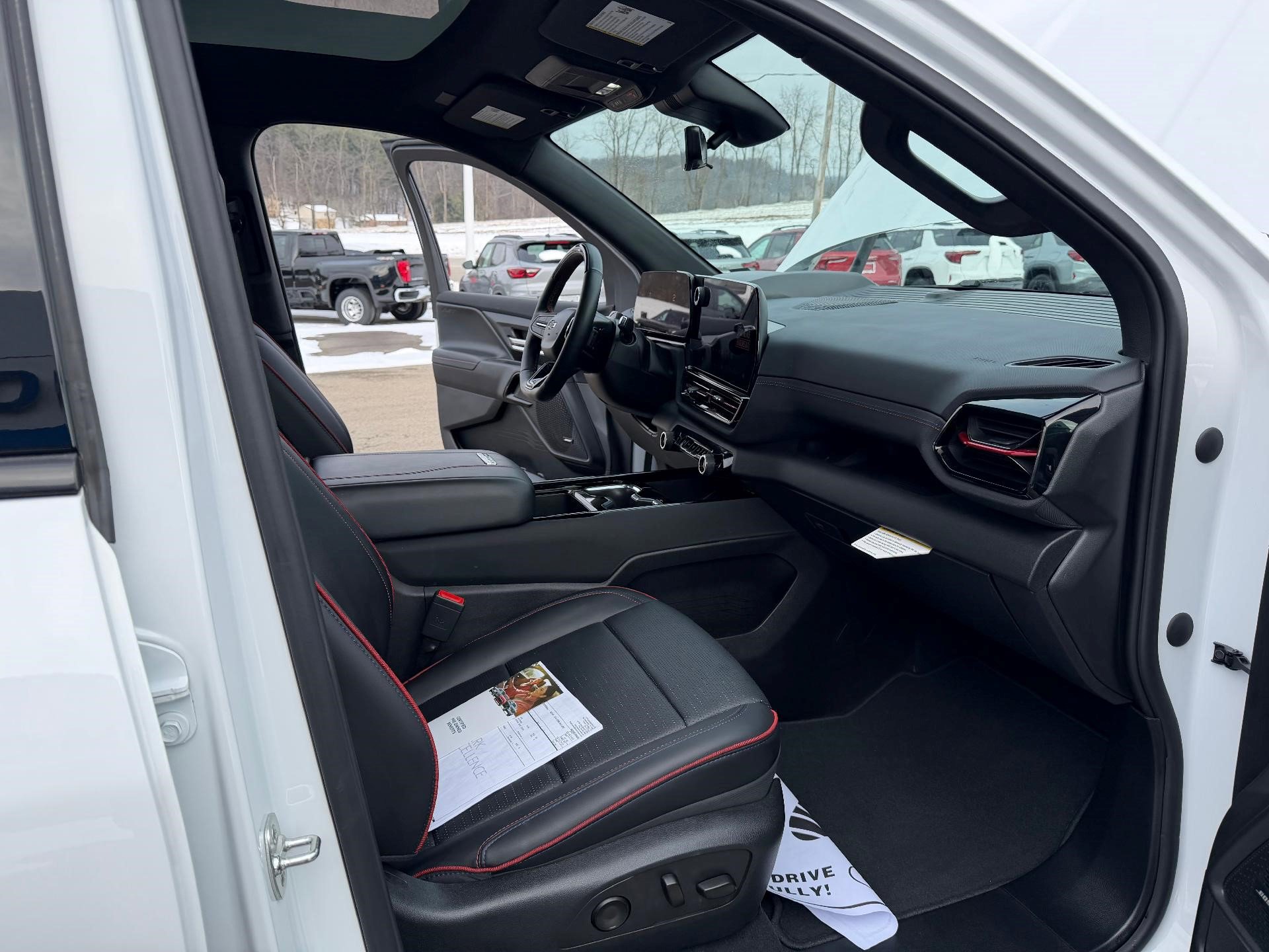 Certified 2024 Chevrolet Silverado EV RST image 29