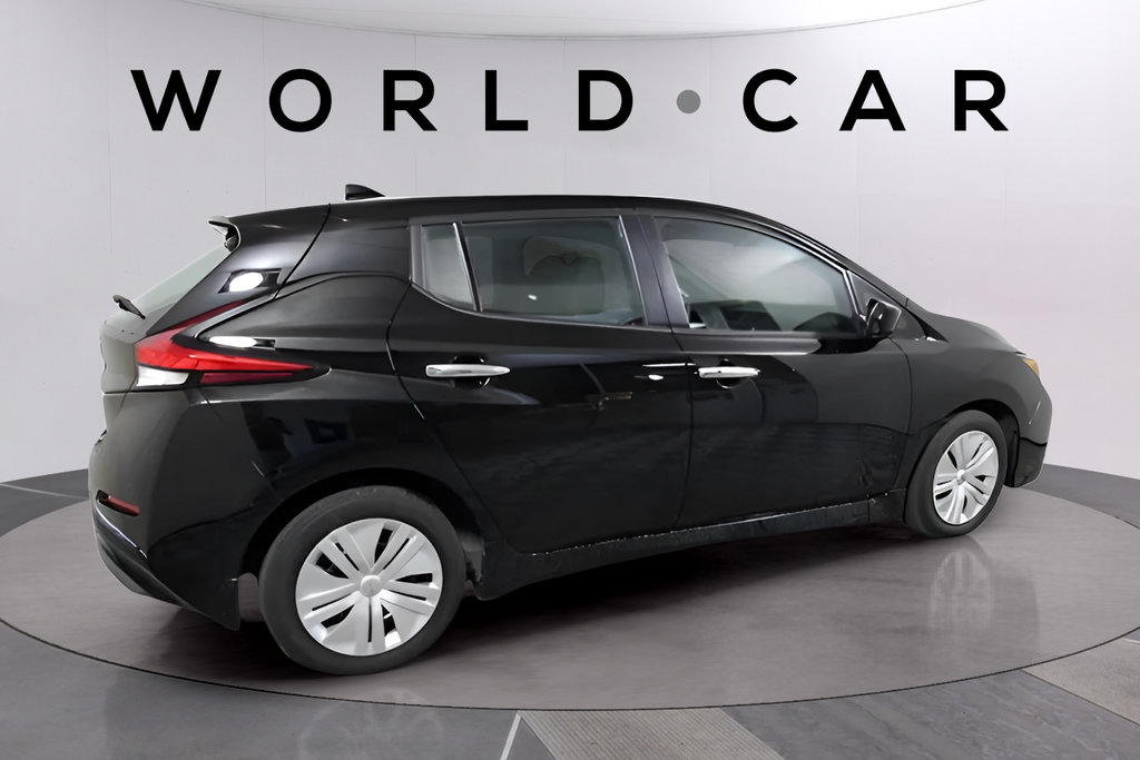 Used 2025 Nissan Leaf S FWD image 5