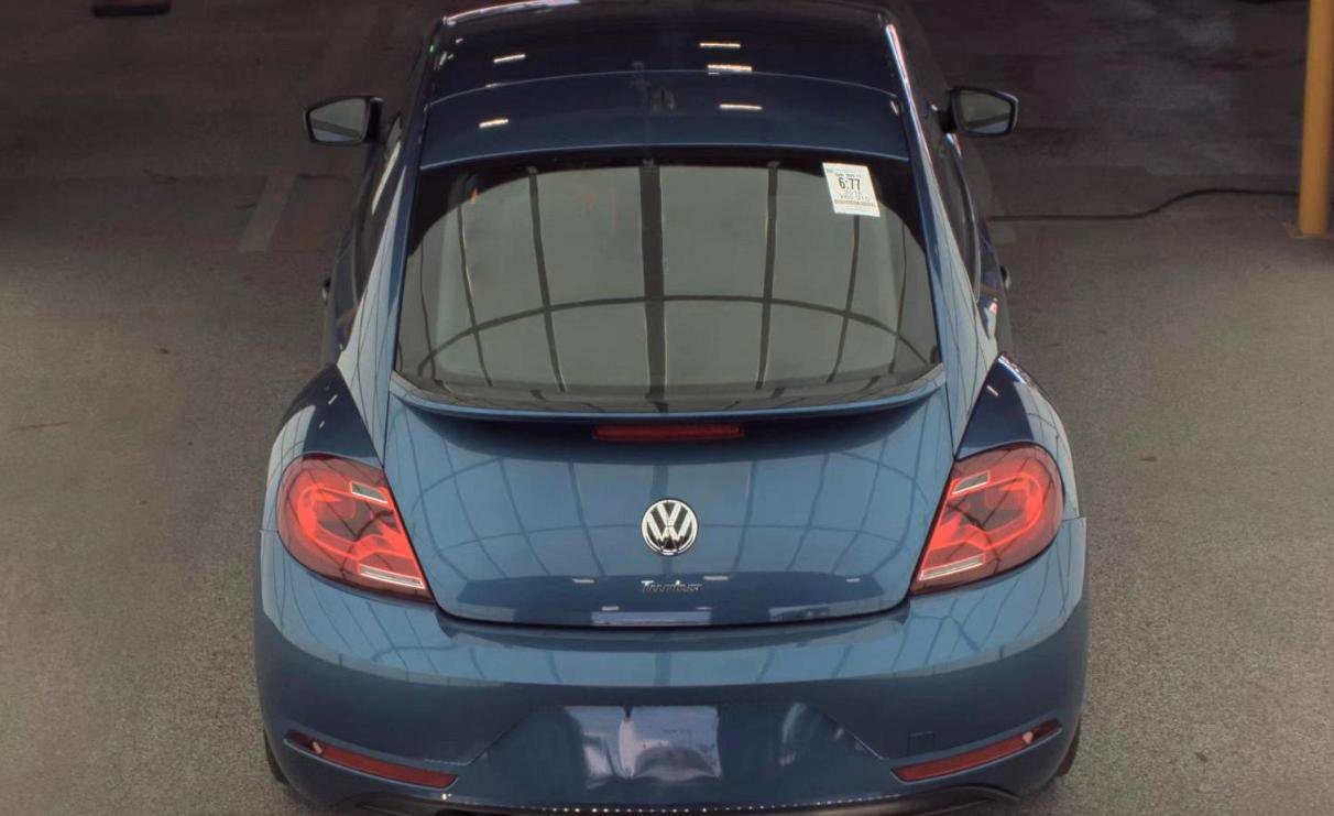 Used 2018 Volkswagen Beetle 2.0T S FWD image 6