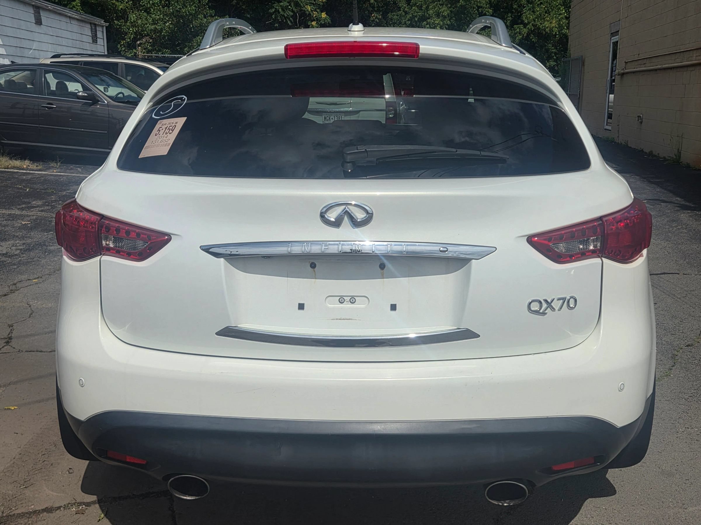 Used 2014 INFINITI QX70 AWD w/ Premium Package image 4