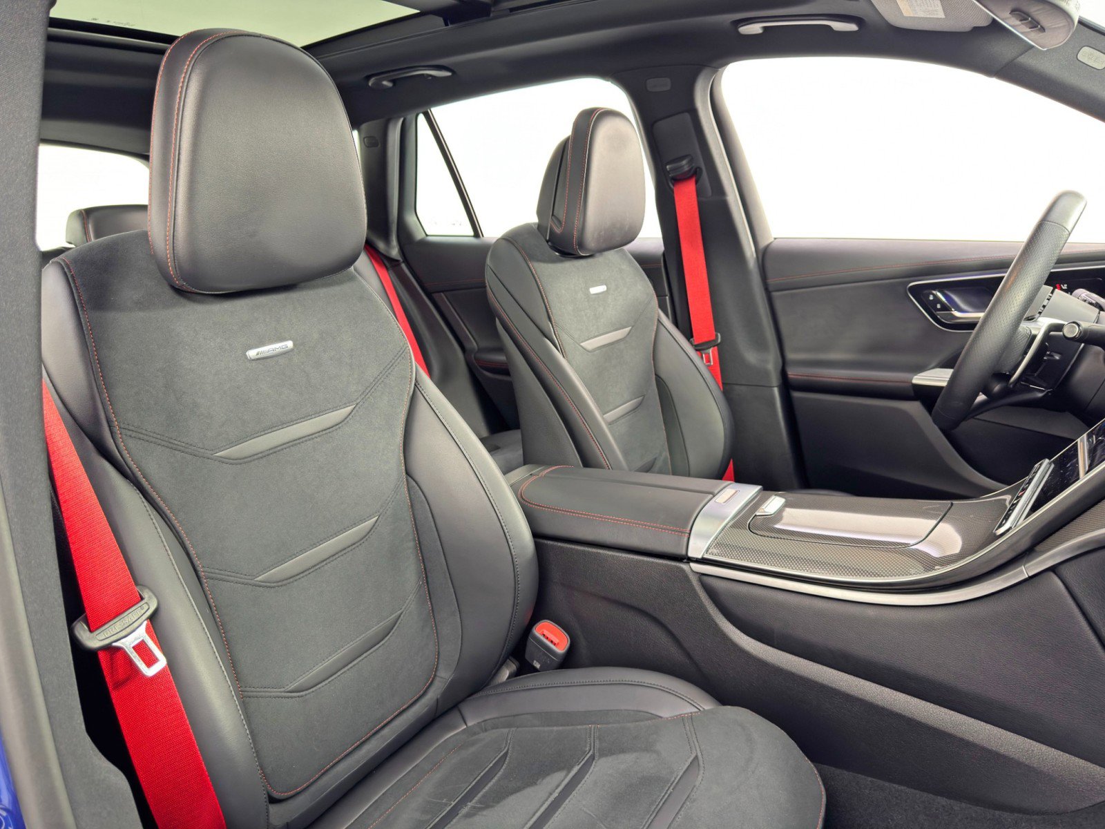 Used 2024 Mercedes-Benz GLC 43 AMG 4MATIC image 46