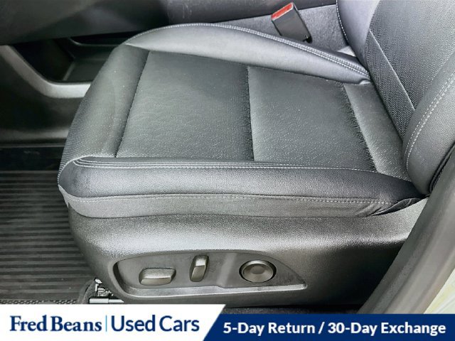 Used 2025 Chevrolet Equinox LT w/ Convenience Package II AWD/4WD image 24