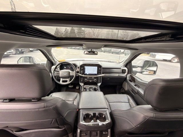 Used 2021 Ford F150 Lariat w/ Max Trailer Tow Package image 10