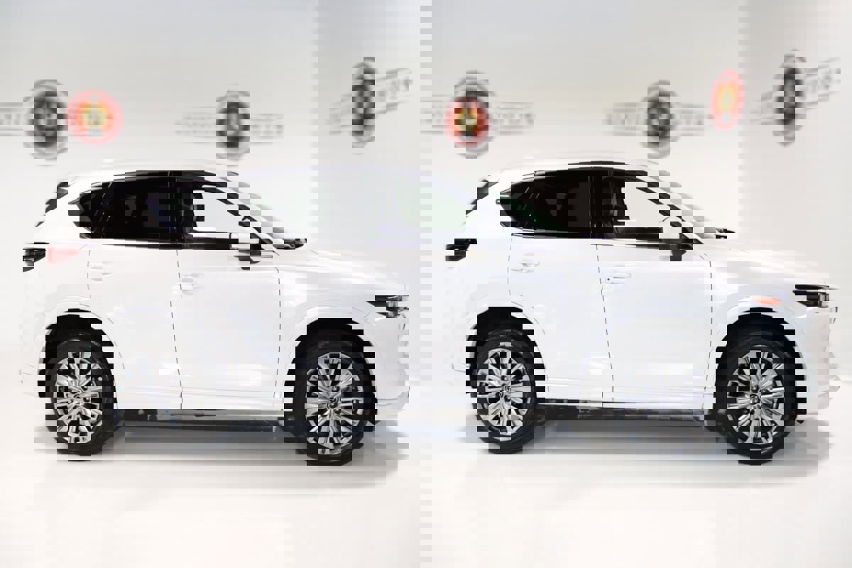 Used 2023 MAZDA CX-5 Signature image 5