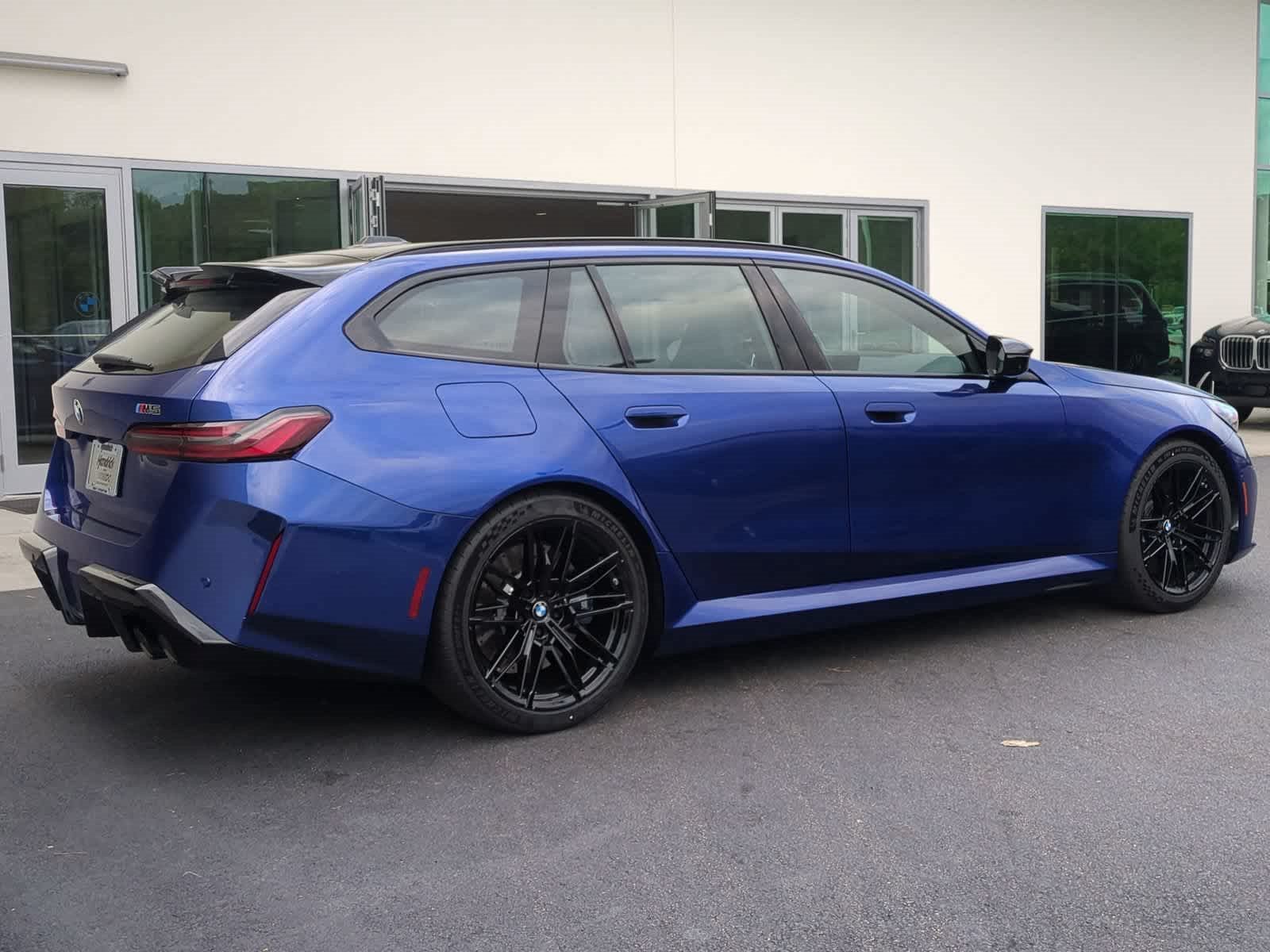 New 2027 BMW M5 Touring AWD/4WD image 10