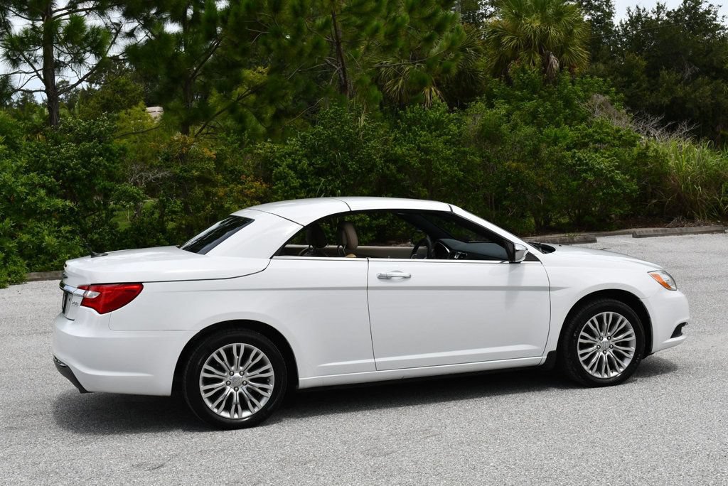 Used 2012 Chrysler 200 Limited FWD image 40