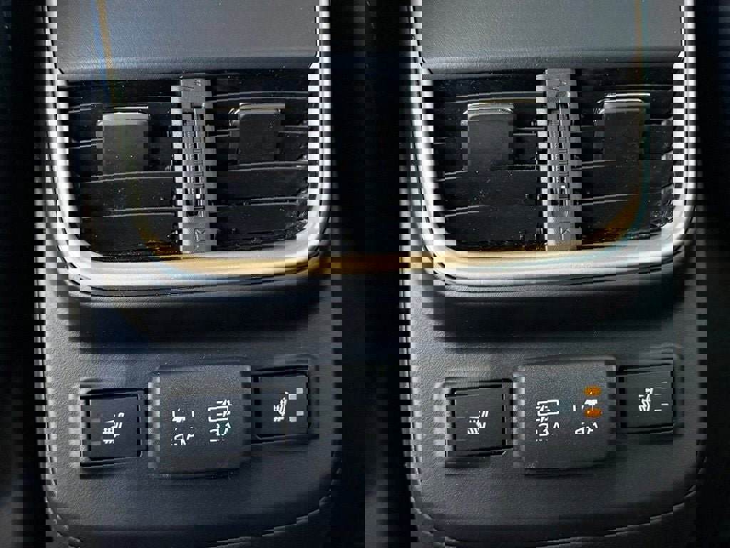 Used 2020 Subaru Outback Limited w/ Popular Package #2 image 23