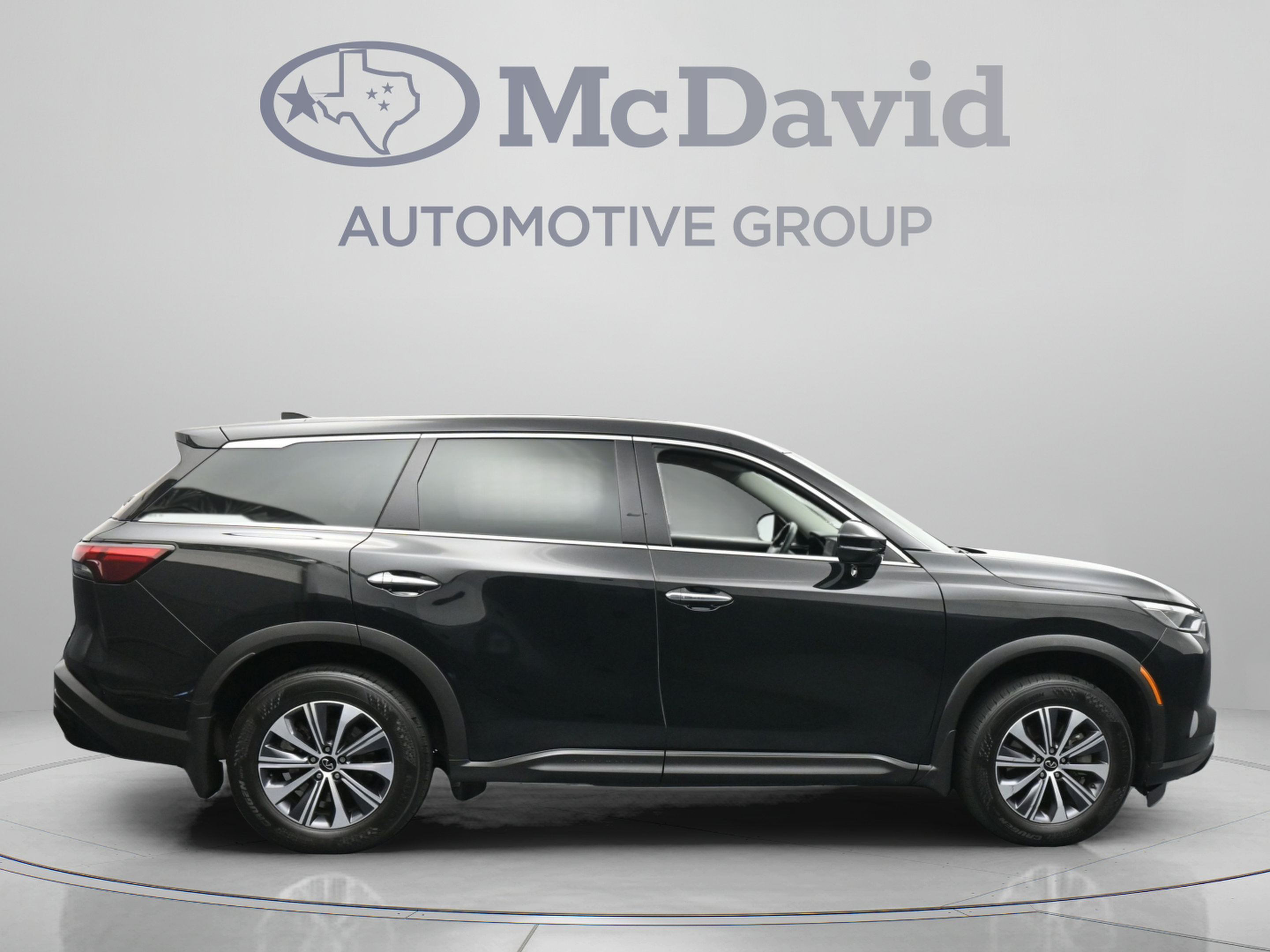 Used 2023 INFINITI QX60 Pure FWD image 9