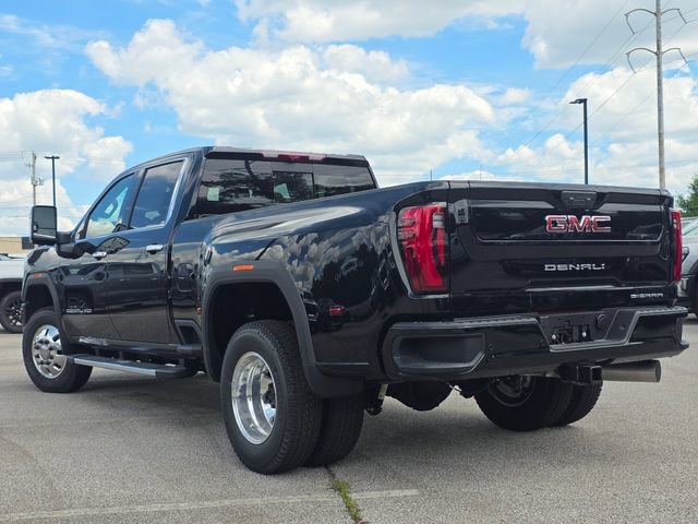 New 2026 GMC Sierra 3500 Denali w/ Denali Reserve Package AWD/4WD image 15