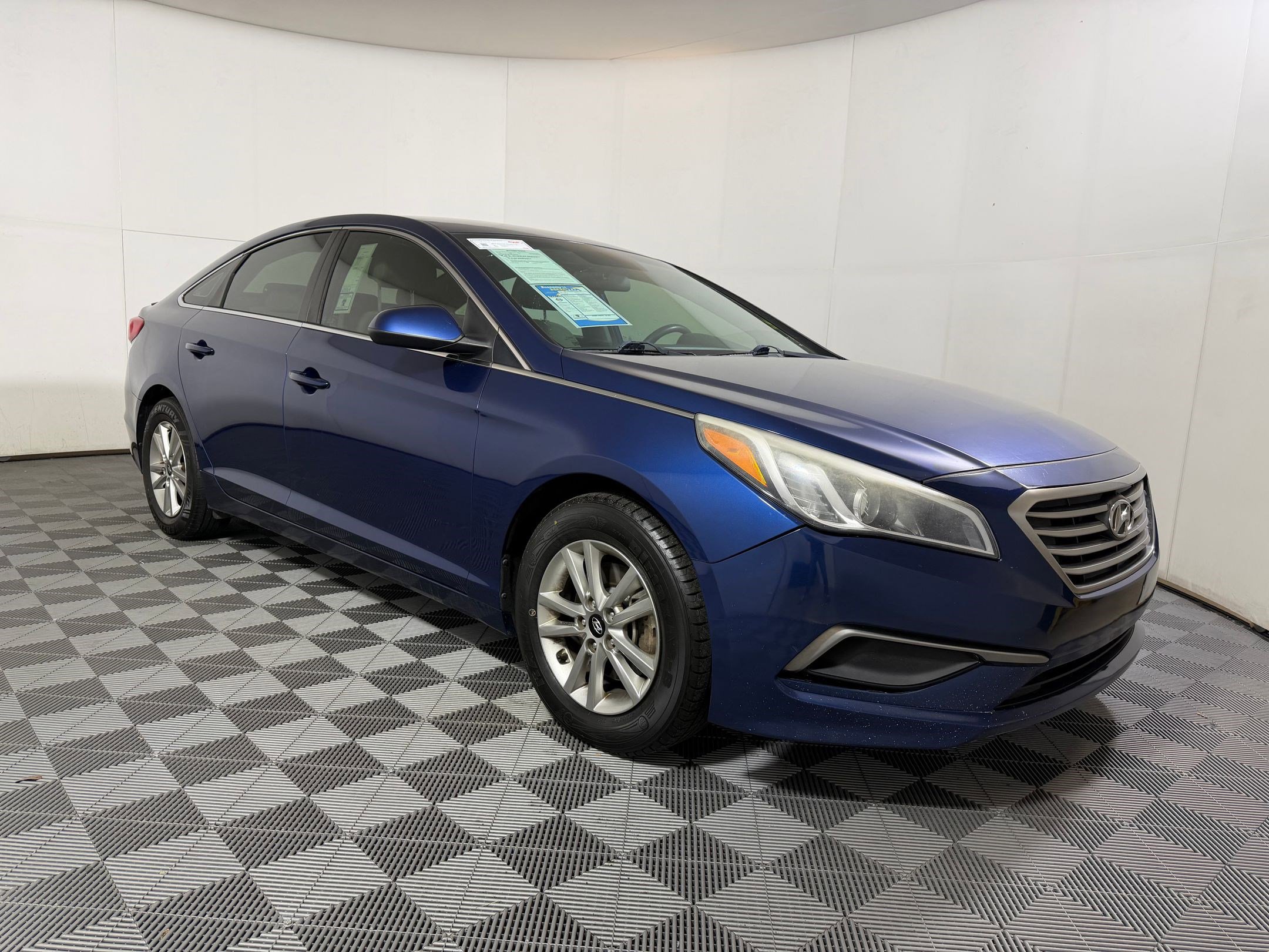 Used 2017 Hyundai Sonata SE FWD image 6