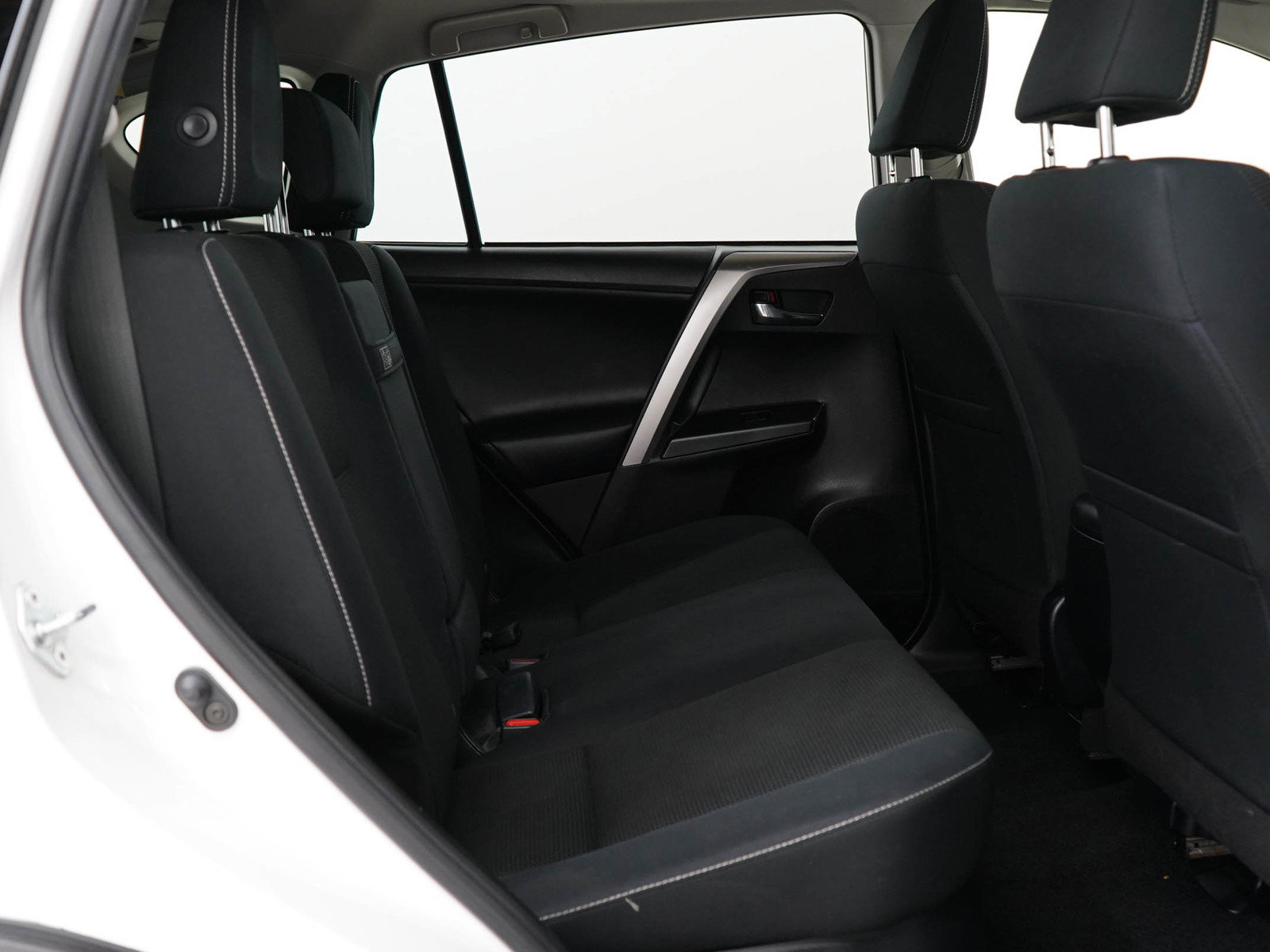Used 2017 Toyota RAV4 XLE w/ Carpet Mat Package AWD/4WD image 12
