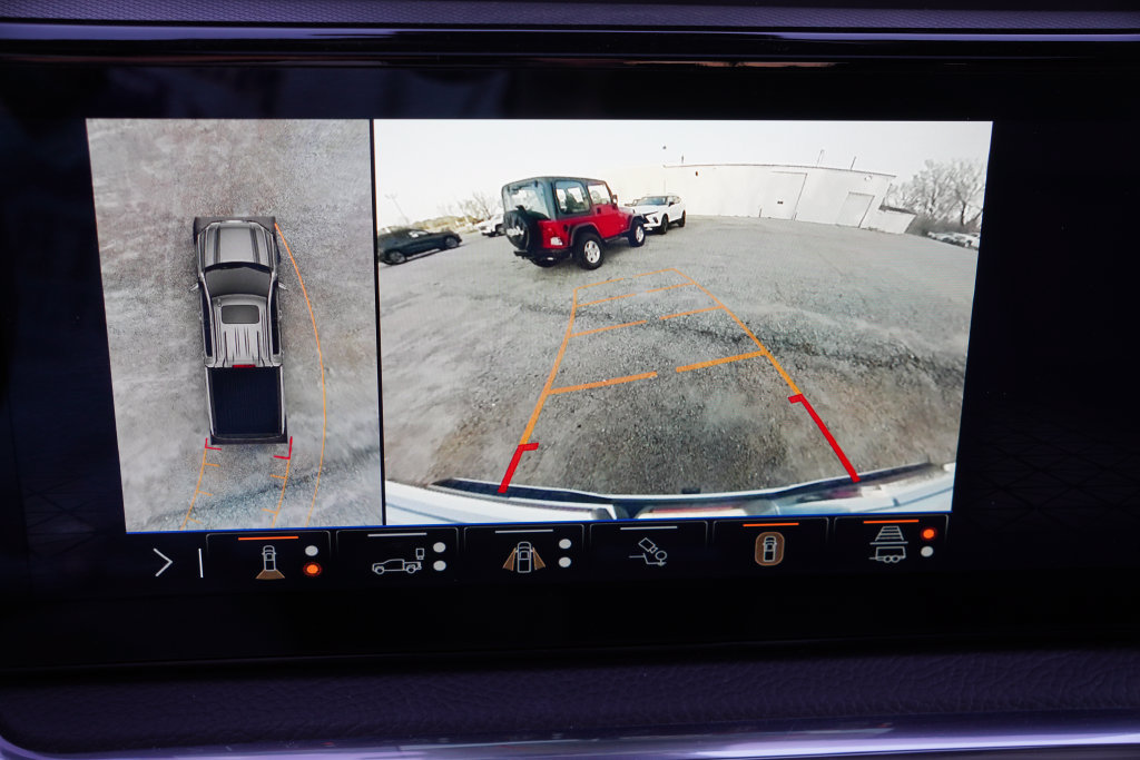Used 2024 GMC Sierra 1500 Denali AWD/4WD image 39