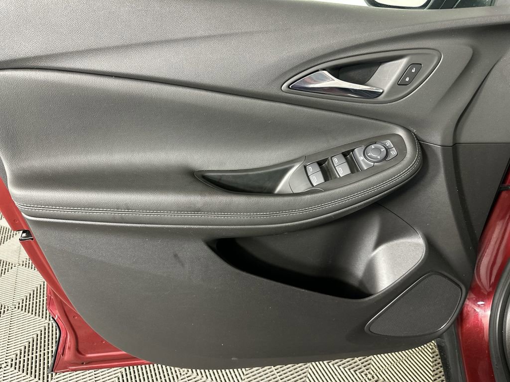 Used 2023 Buick Encore GX Preferred w/ Cold Weather Comfort Package FWD image 24