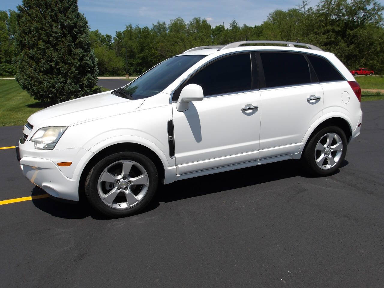 Used 2014 Chevrolet Captiva Sport LTZ FWD image 9