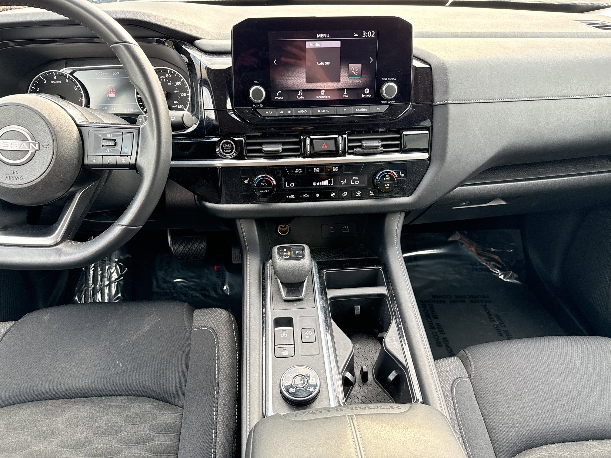 Used 2023 Nissan Pathfinder SV image 18