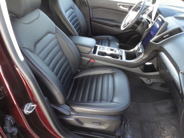 Used 2024 Ford Edge SEL image 18