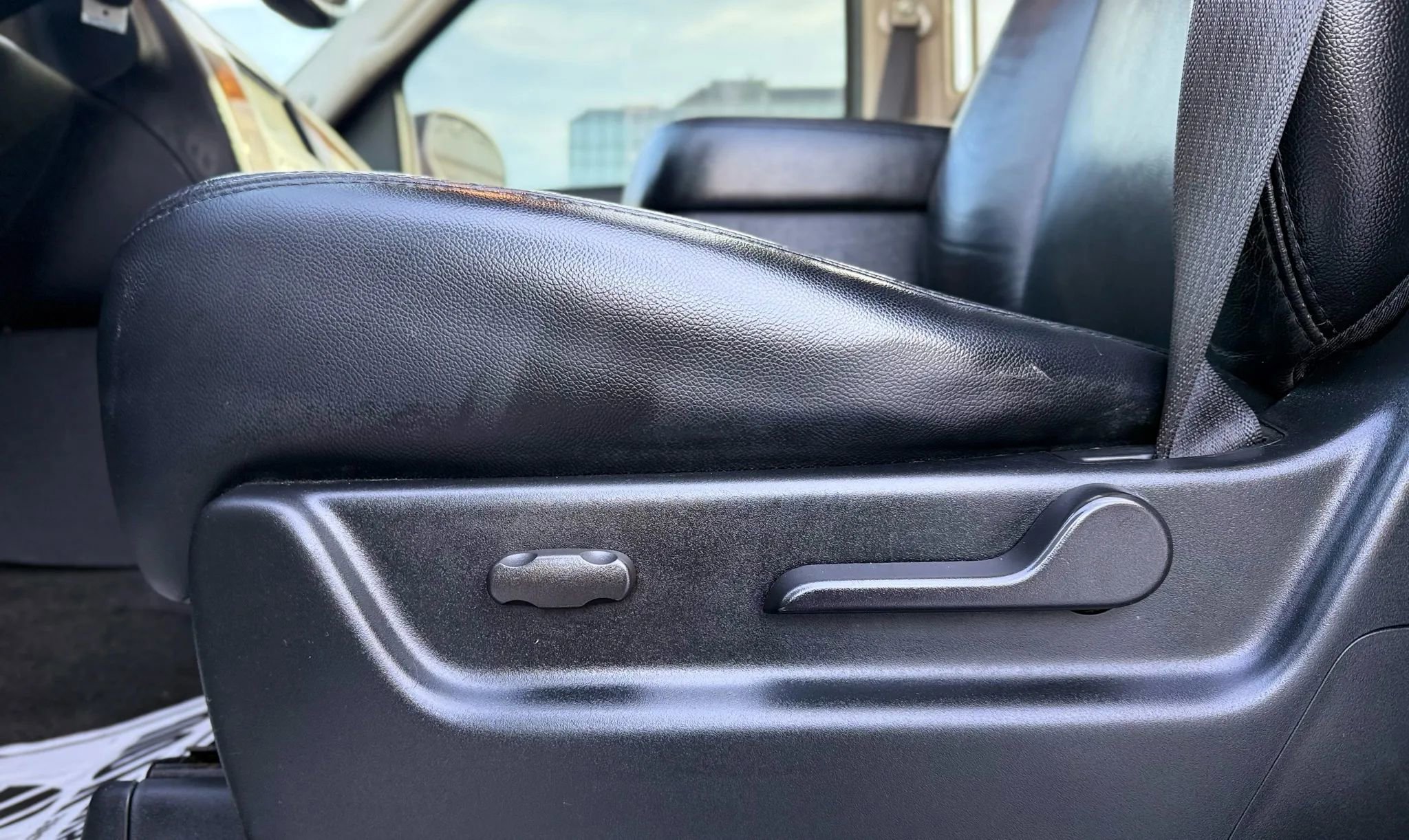 Used 2007 Chevrolet Avalanche LT w/ LT Preferred Equipment Group image 21