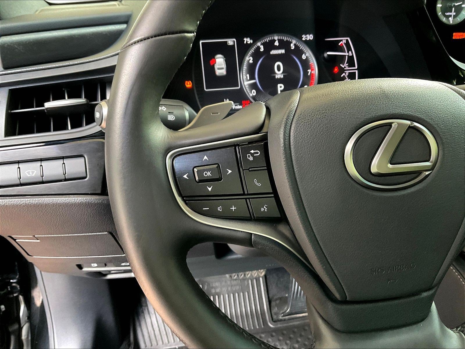 Used 2024 Lexus ES 350 w/ Premium Package FWD image 11