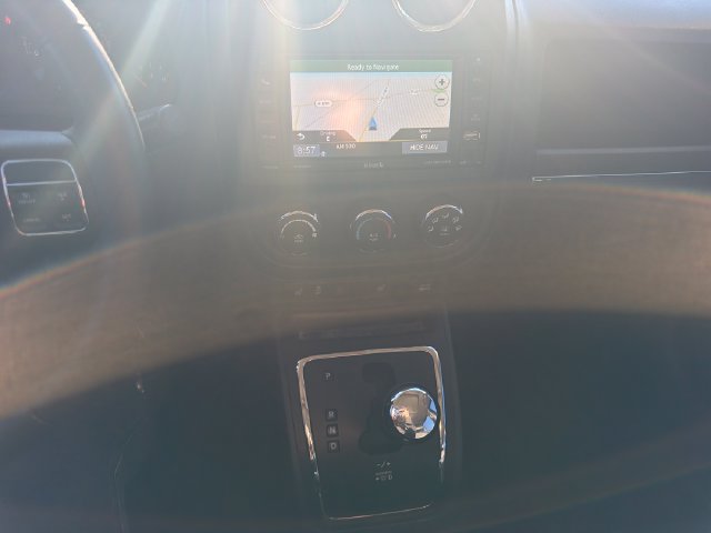 Used 2015 Jeep Patriot High Altitude AWD/4WD image 20