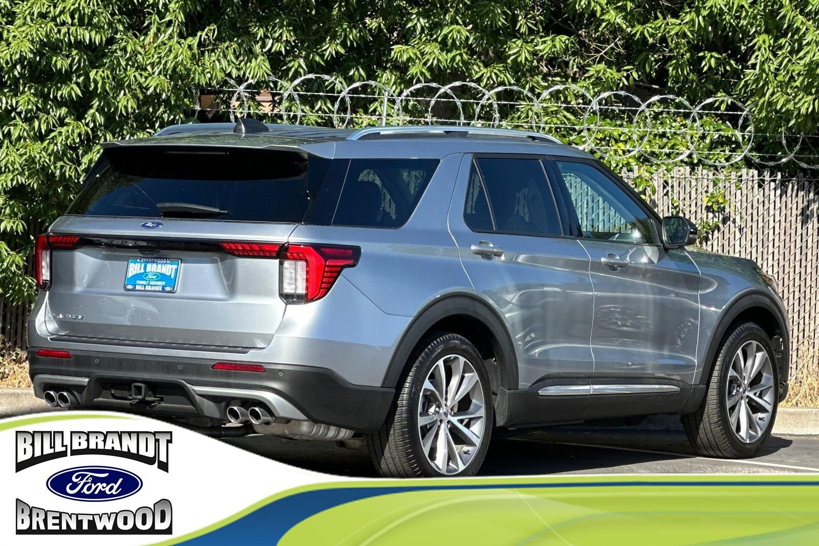 Used 2025 Ford Explorer Platinum w/ Ultimate Package image 2