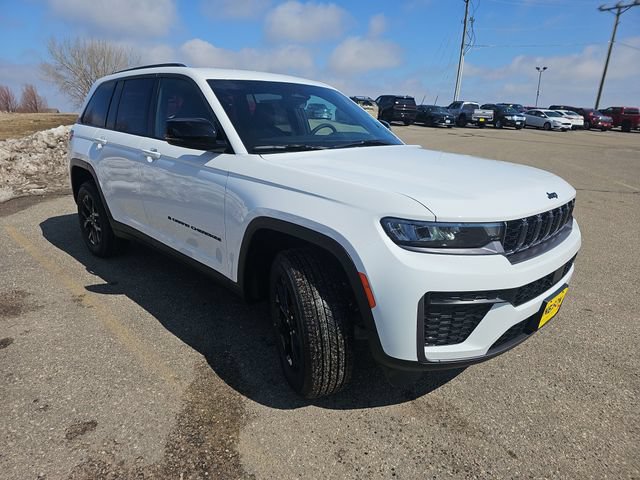 New 2026 Jeep Grand Cherokee Altitude AWD/4WD image 7