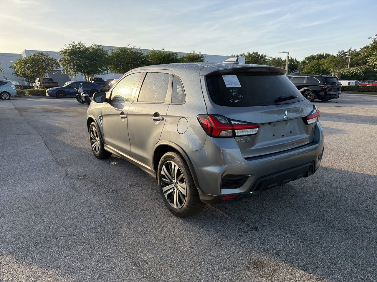 Used 2025 Mitsubishi Outlander Sport SE AWD/4WD image 3