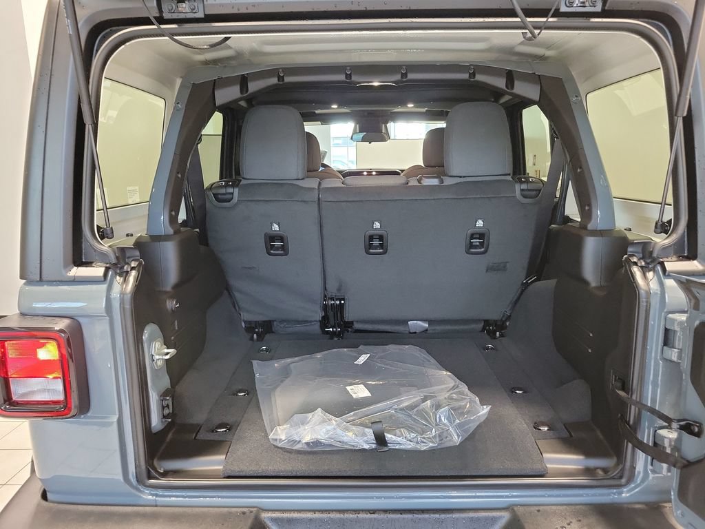 New 2026 Jeep Wrangler Unlimited Sport AWD/4WD image 7