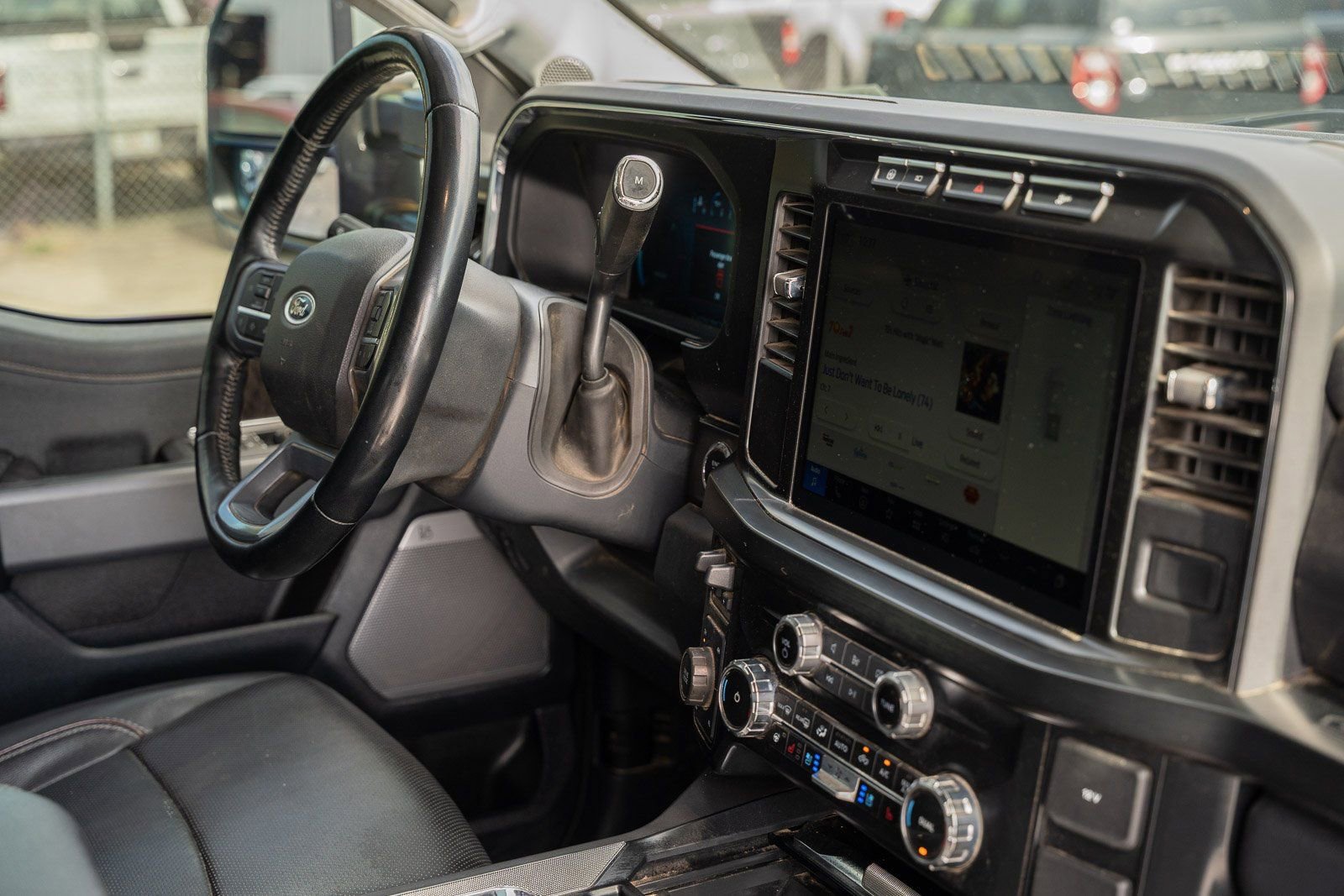 Certified 2023 Ford F350 Lariat AWD/4WD image 16