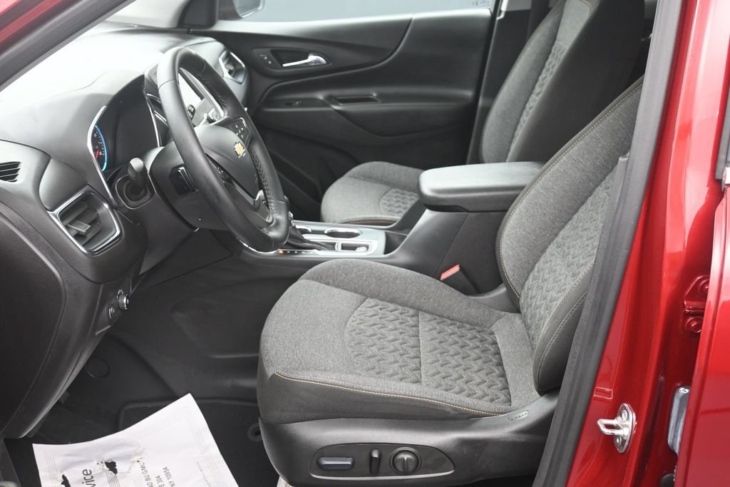 Used 2024 Chevrolet Equinox LT AWD/4WD image 10