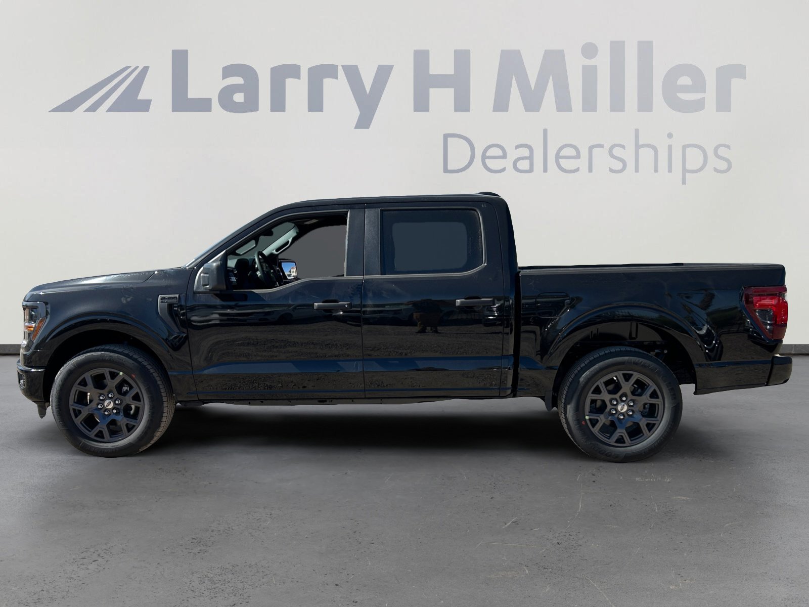 New 2026 Ford F150 STX w/ Equipment Group 200A RWD image 2
