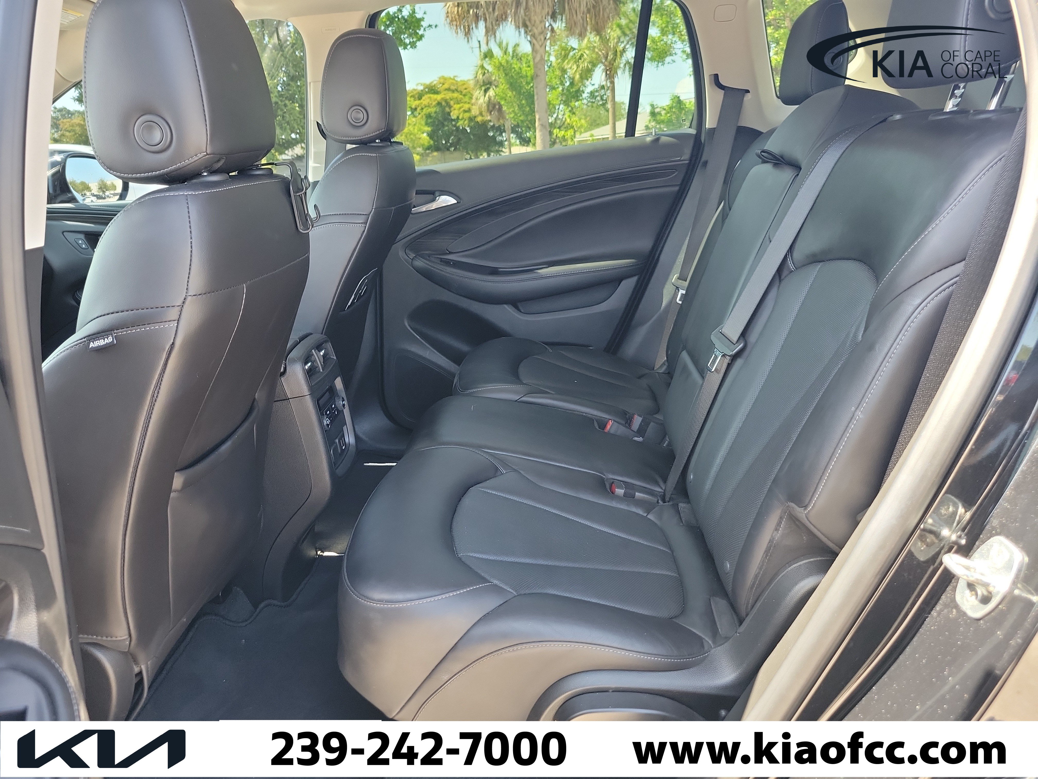 Used 2020 Buick Envision Essence FWD image 13