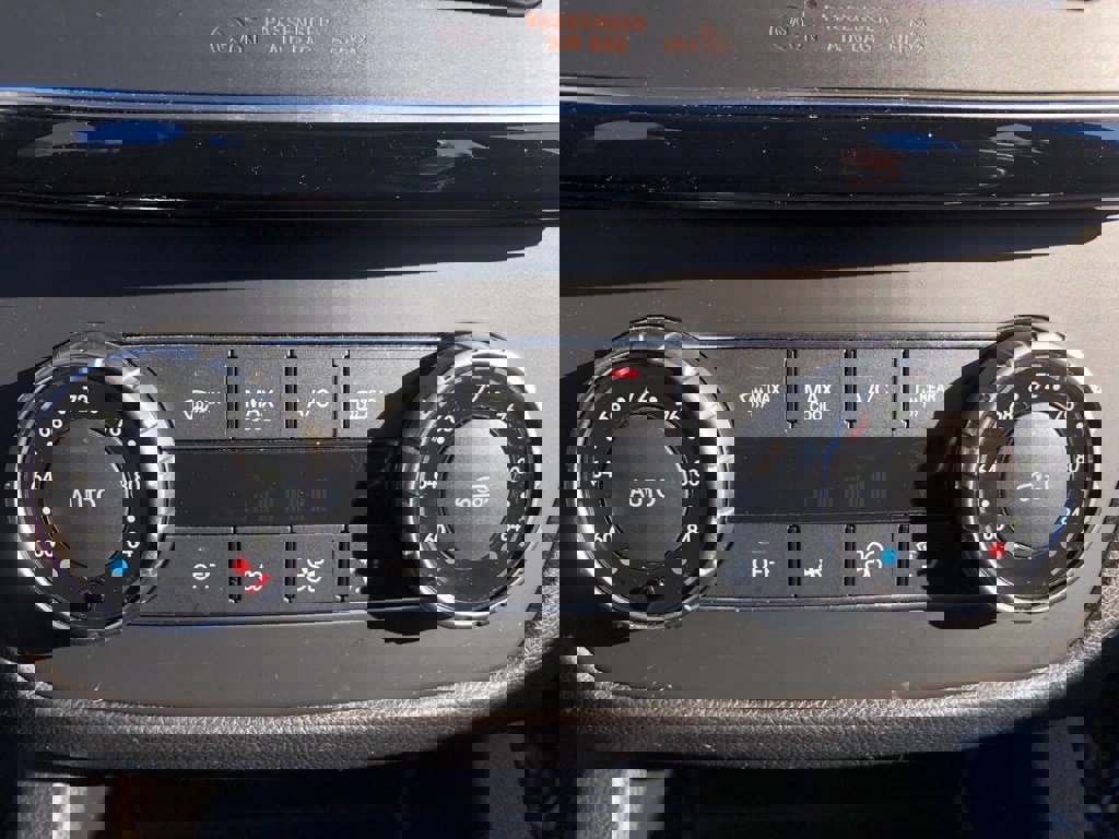 Used 2018 Mercedes-Benz GLE 43 AMG 4MATIC Coupe w/ Parking Assist Package image 31