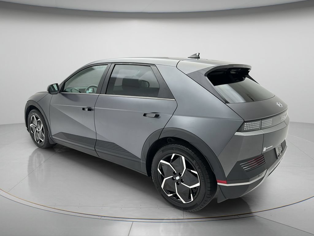 Used 2024 Hyundai Ioniq 5 SEL AWD/4WD image 4