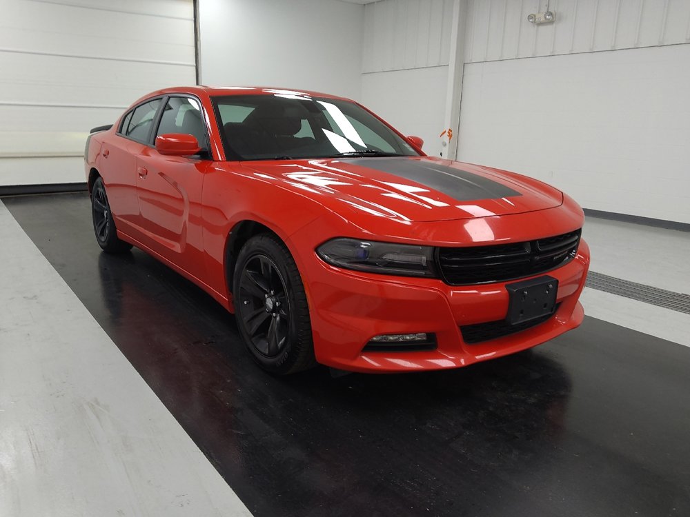 Used 2017 Dodge Charger SXT image 13
