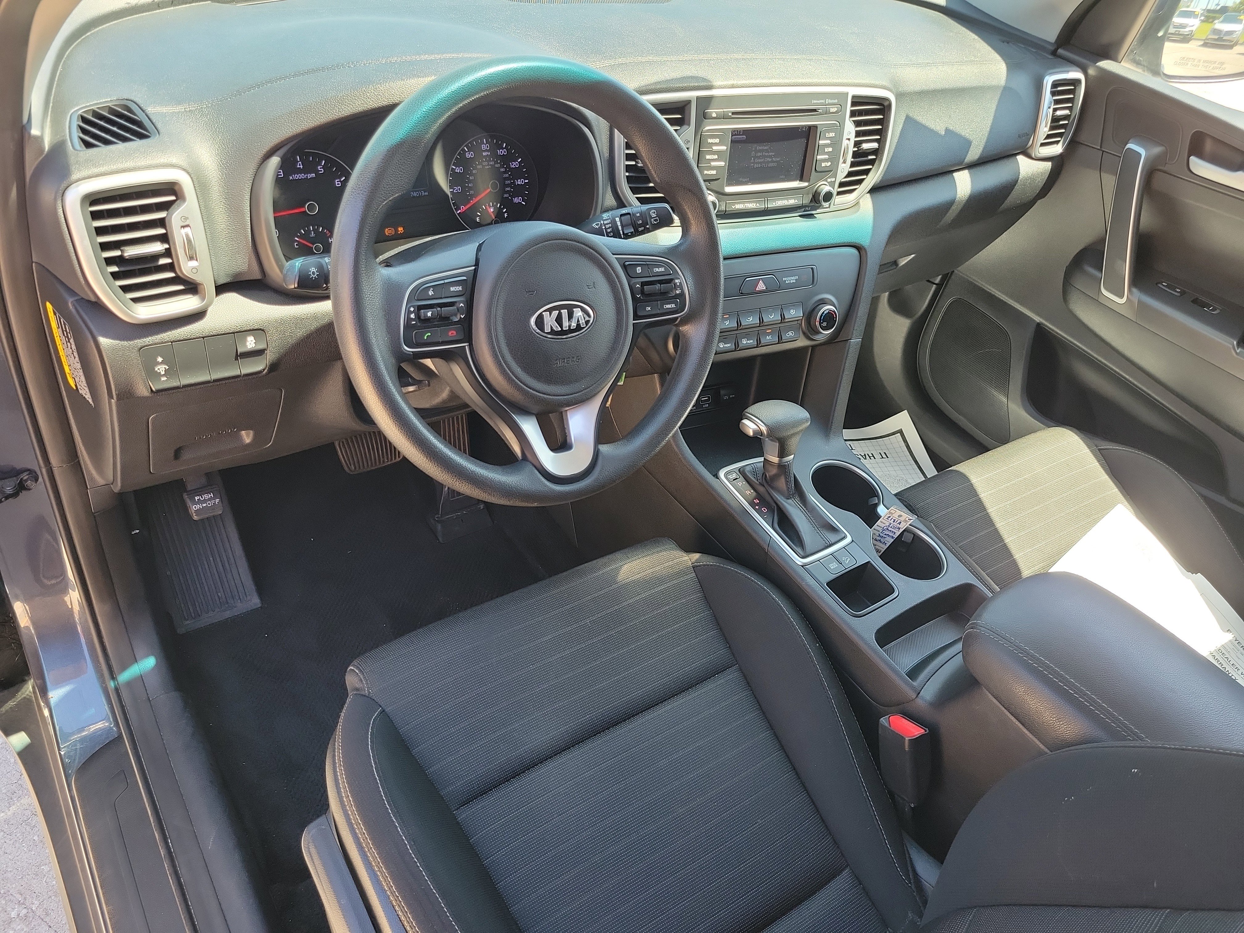 Used 2018 Kia Sportage LX image 12