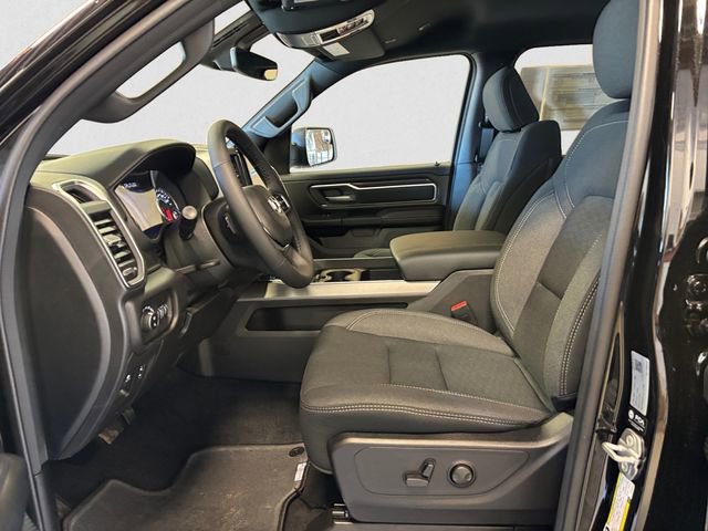 New 2026 RAM 1500 4x4 Crew Cab image 10